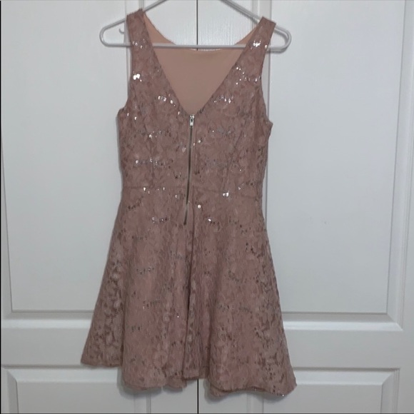 light pink dress - Picture 2 of 2